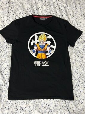 DRAGONBALL Z Goku Super Saiyan Embroidered Graphic Tee Shirt